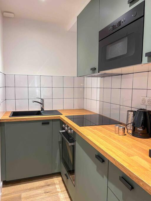 L'Eden Au Porte De Paris Metro 9 Montreuil  Zewnętrze zdjęcie